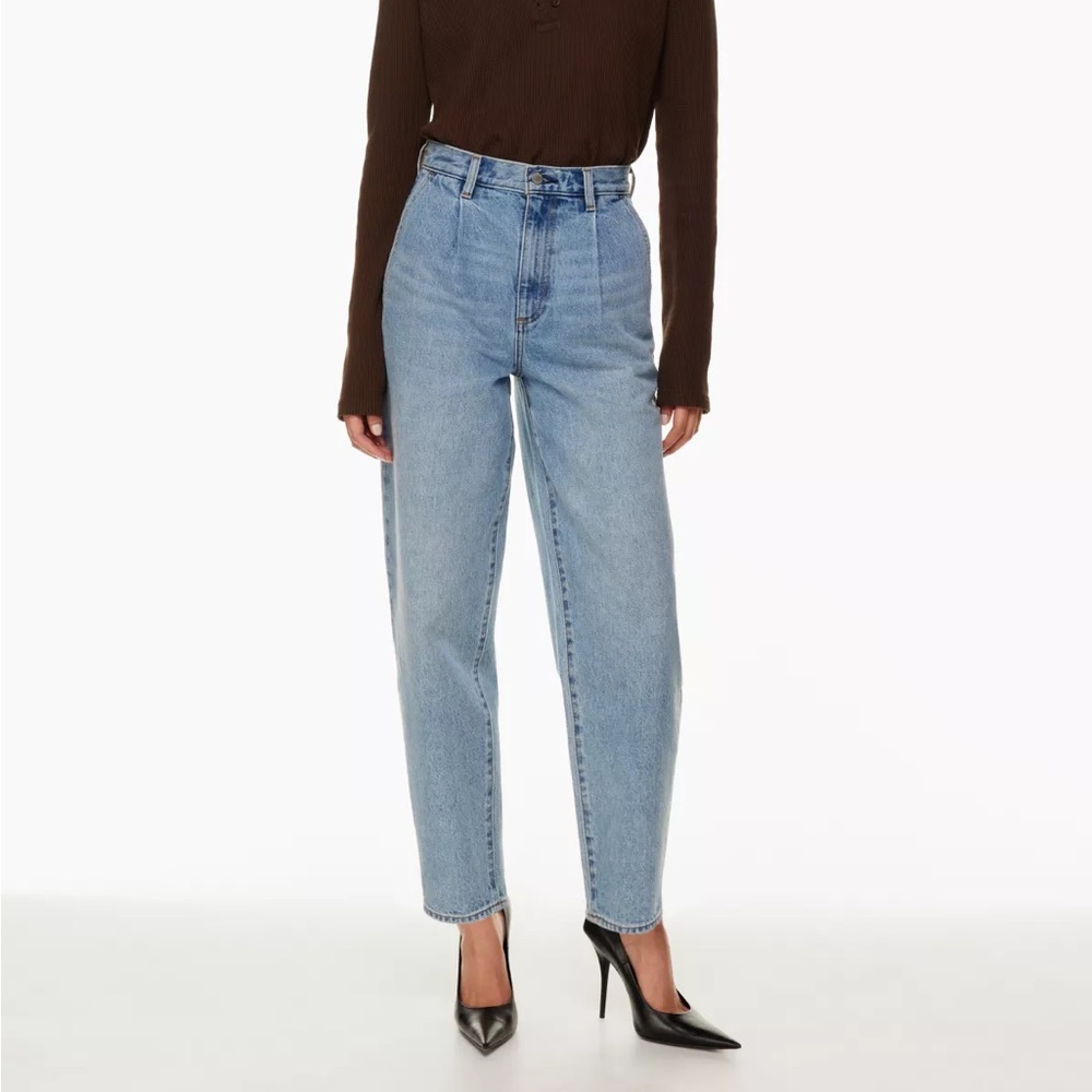 Aritzia Denim Forum Luanne High Rise Jeans